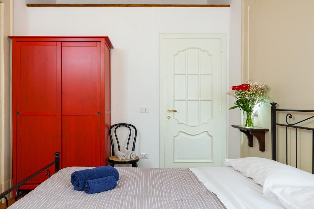 Don Pedro Rooms Vicere Di Toledo In The City Center Nápoles Exterior foto
