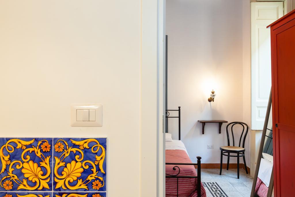 Don Pedro Rooms Vicere Di Toledo In The City Center Nápoles Exterior foto