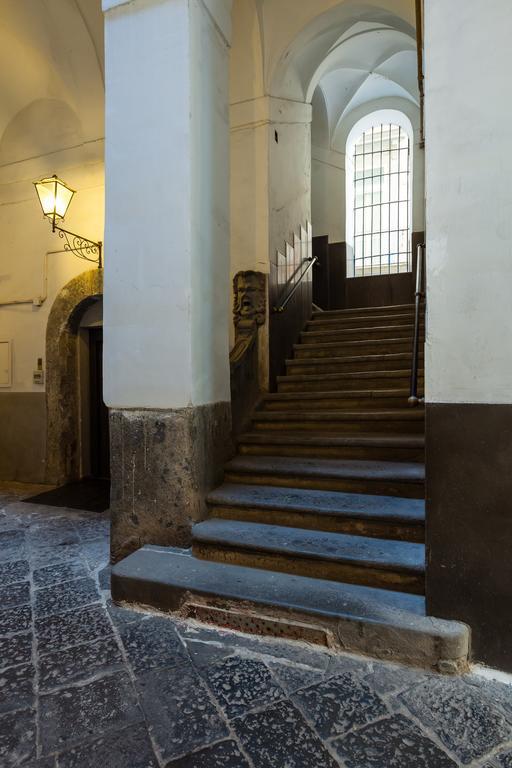 Don Pedro Rooms Vicere Di Toledo In The City Center Nápoles Exterior foto